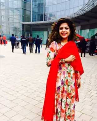 Escorts Meera